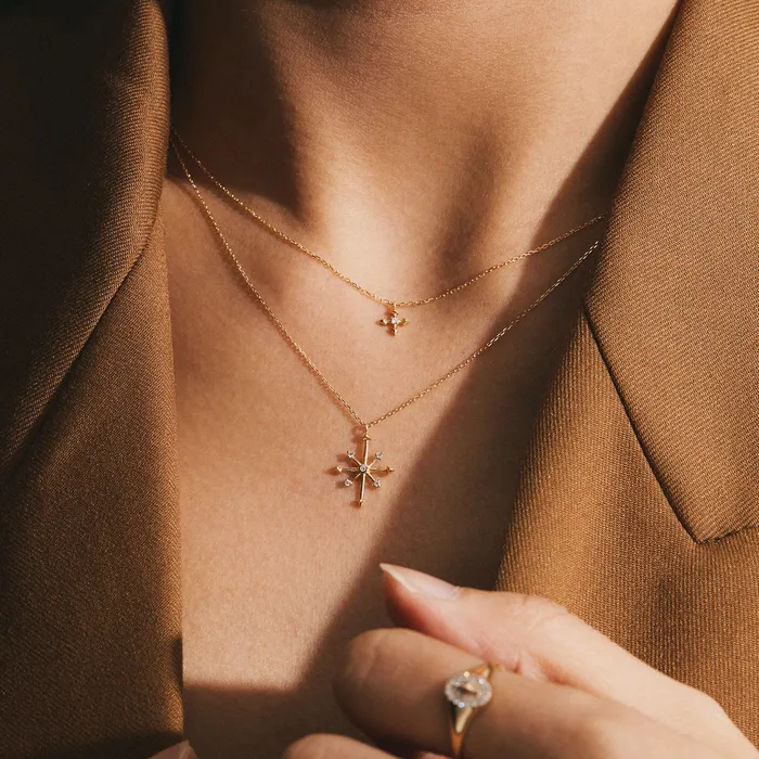 AURELIE GI LIESE Diamond Compass Necklace Necklaces