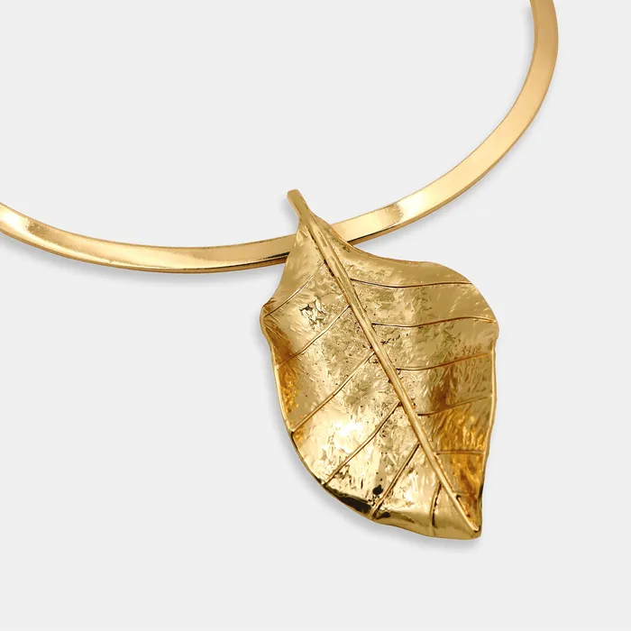 Botanicals Petals of Grace Necklace tohum Necklaces