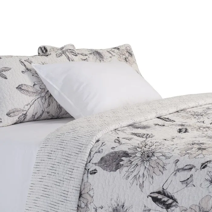 Brunelli Earrings Justina Queen Quilt Set