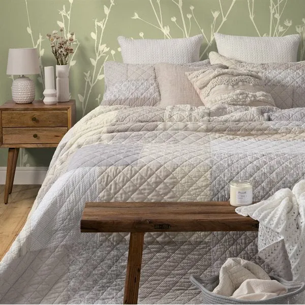 Brunelli Earrings Luna Patchwork Queen Quilt Set