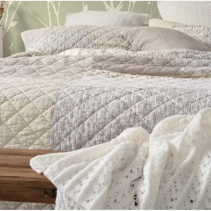 Brunelli Earrings Luna Patchwork Queen Quilt Set