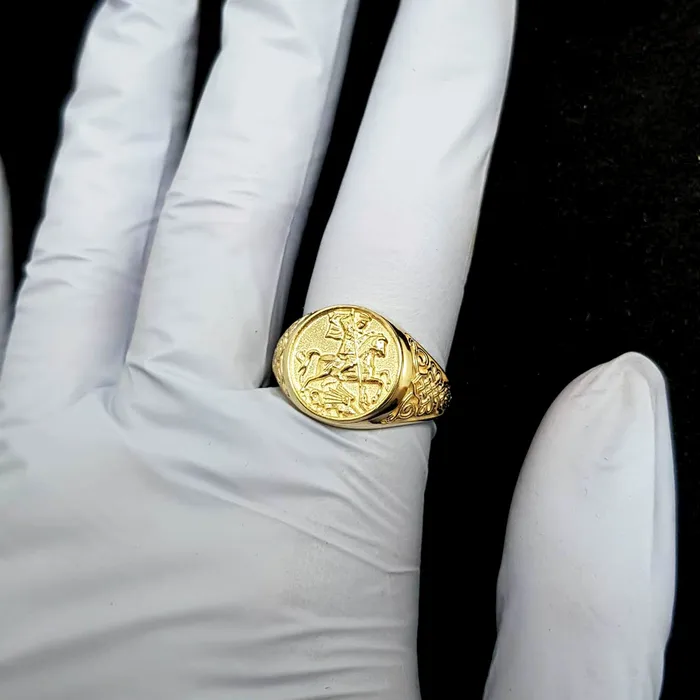 carre dor 14k 18k gold mens st george ring 1 Rings