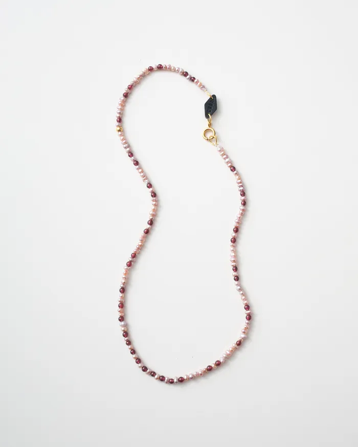 CUN Necklaces Lavii Petite Garnet Beaded Pearl Necklace