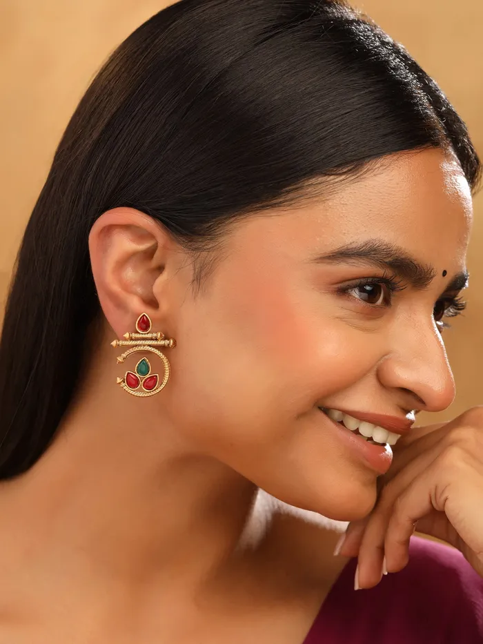 Earrings Yellow Chimes Elegant Drop Earrings Gold Plated with Intricate Design Push Back Closure 5cm x 3cm Gold