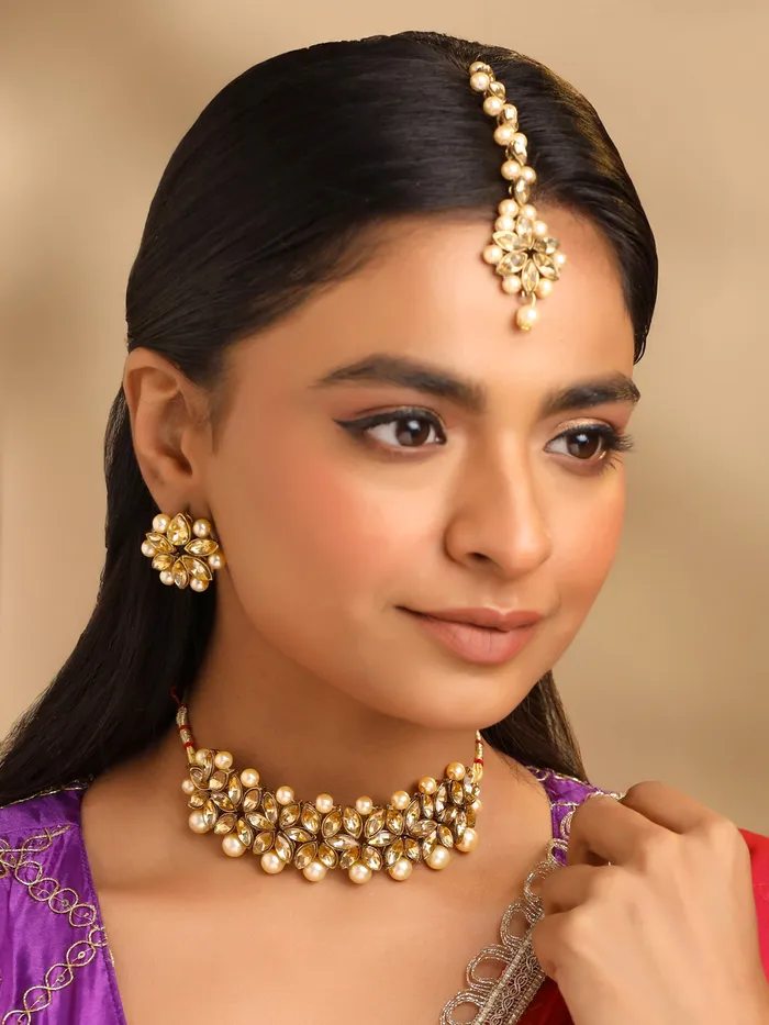 Earrings Yellow Chimes Yellow Chimes Kundan Jewellery Set Gold Plated Traditional Choker Necklace Set Gold Plated and Pearl Jewellery Set for Women Golden YCTJNS05FLWKUNGL