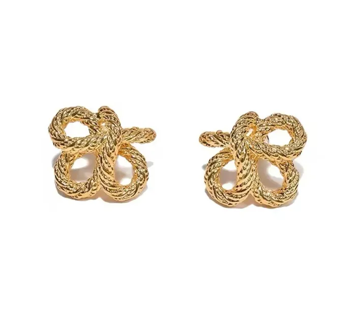 Get Signatured Rings Twisted Knot Studs