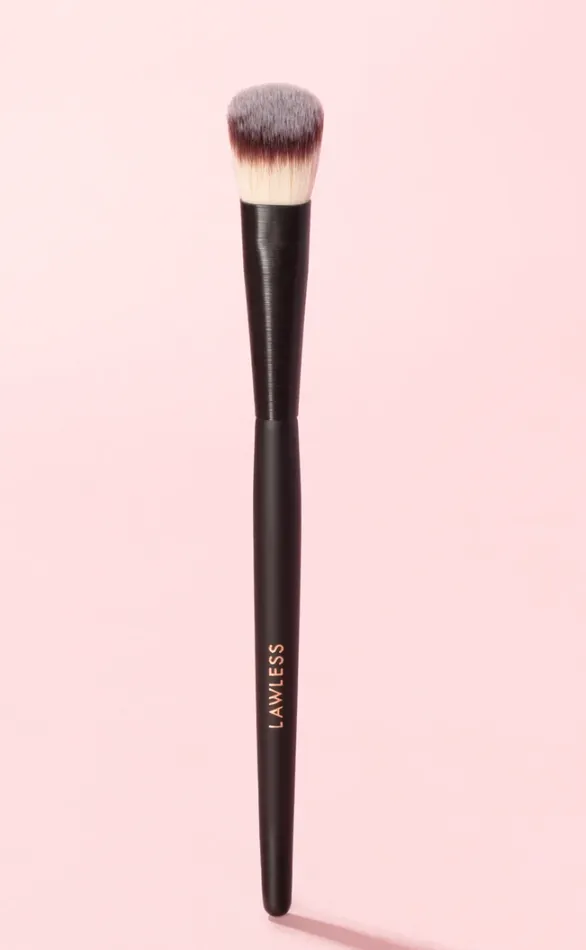Lawless Concealer Brush Lawless Earrings