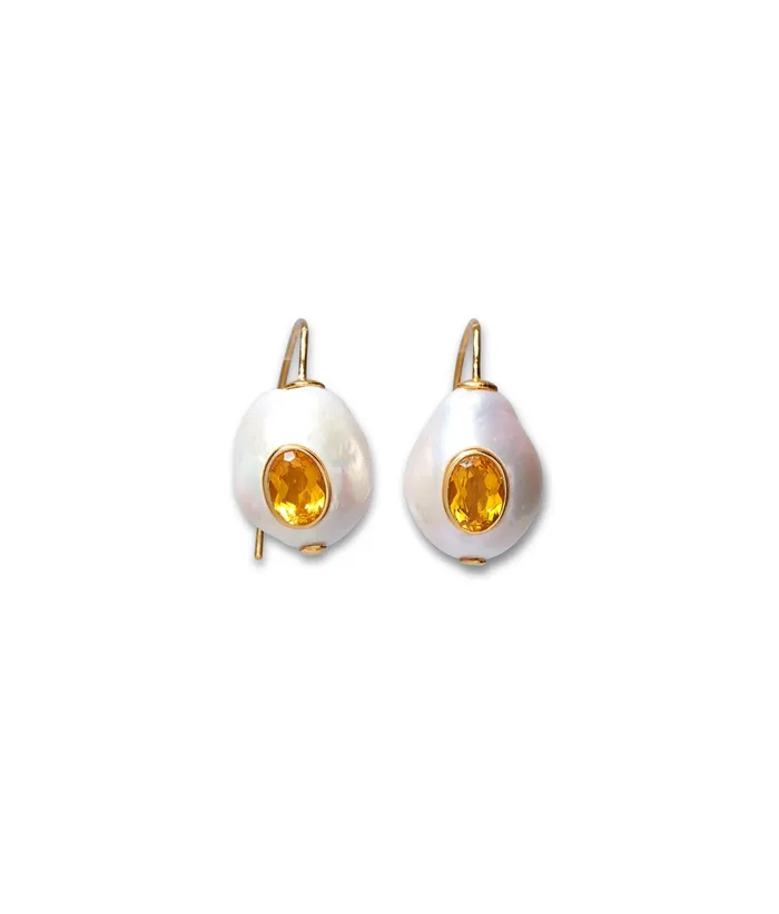 Lizzie Fortunato Earrings Pearl Pablo Earrings in Citrine