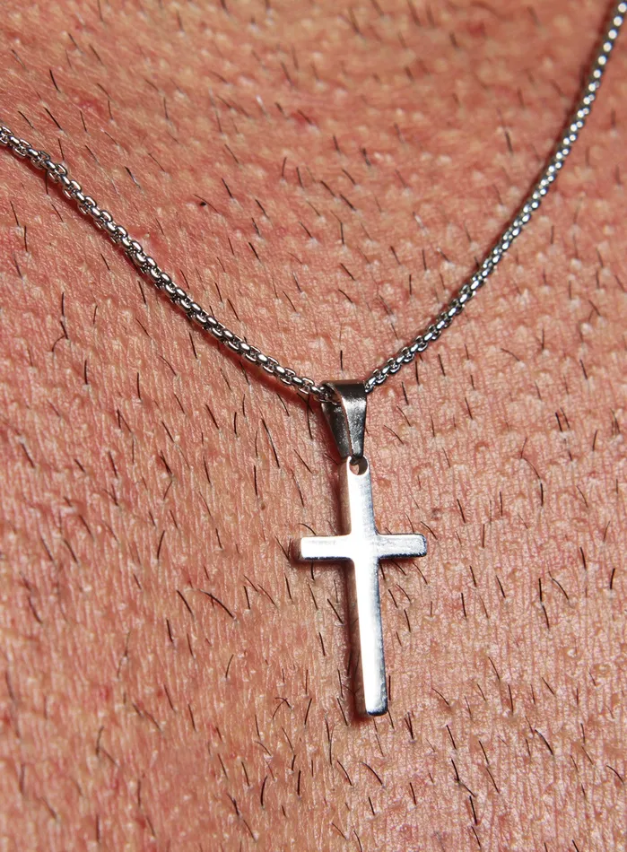 MINI STAINLESS STEEL CROSS NECKLACE FOR MEN We Are All Smith Necklaces