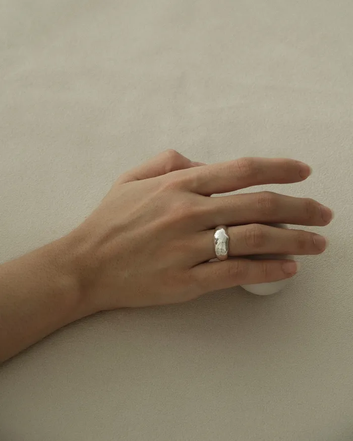 MYJN Rings Adepa Hammered Dome Ring