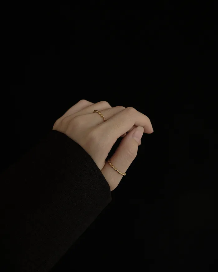 MYJN Rings Je Beaded Stacking Ring
