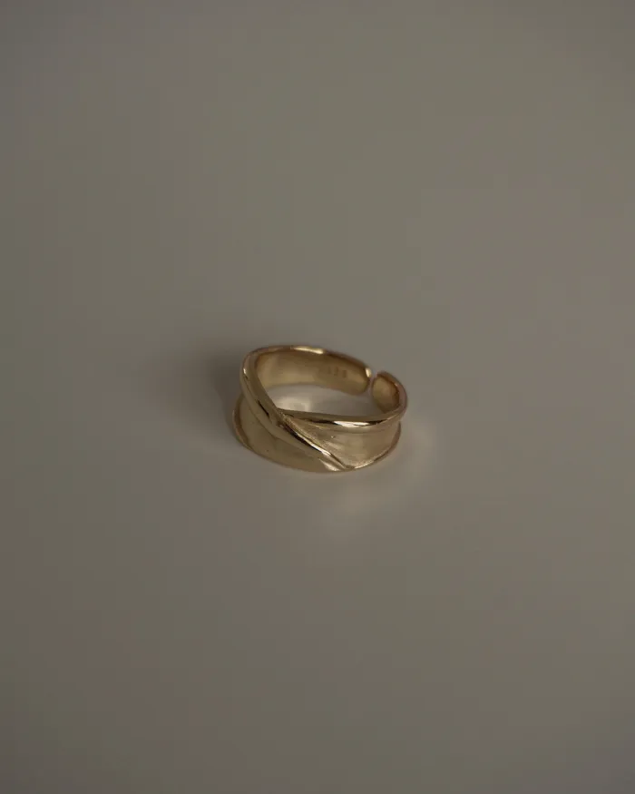 MYJN Rings Lutza Cigar Band Ring
