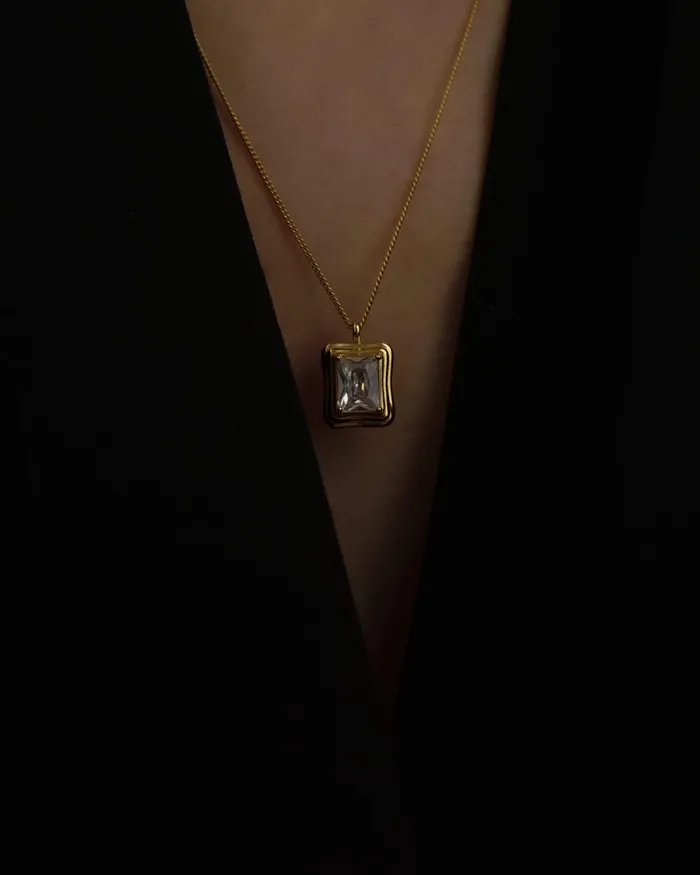 Necklaces Sienna Baguette Diamond Pendant Necklace MYJN