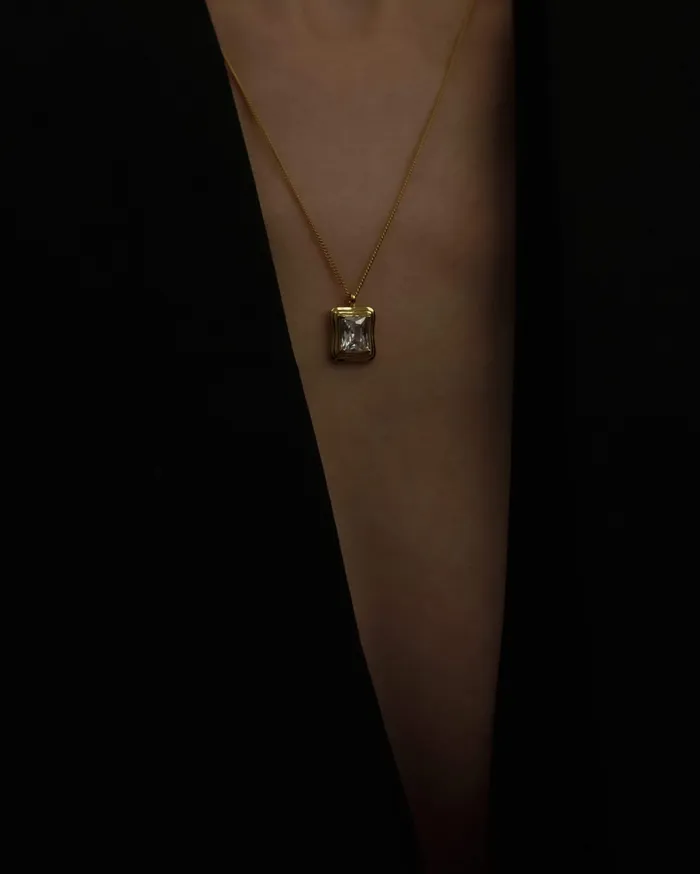 Necklaces Sienna Baguette Diamond Pendant Necklace MYJN