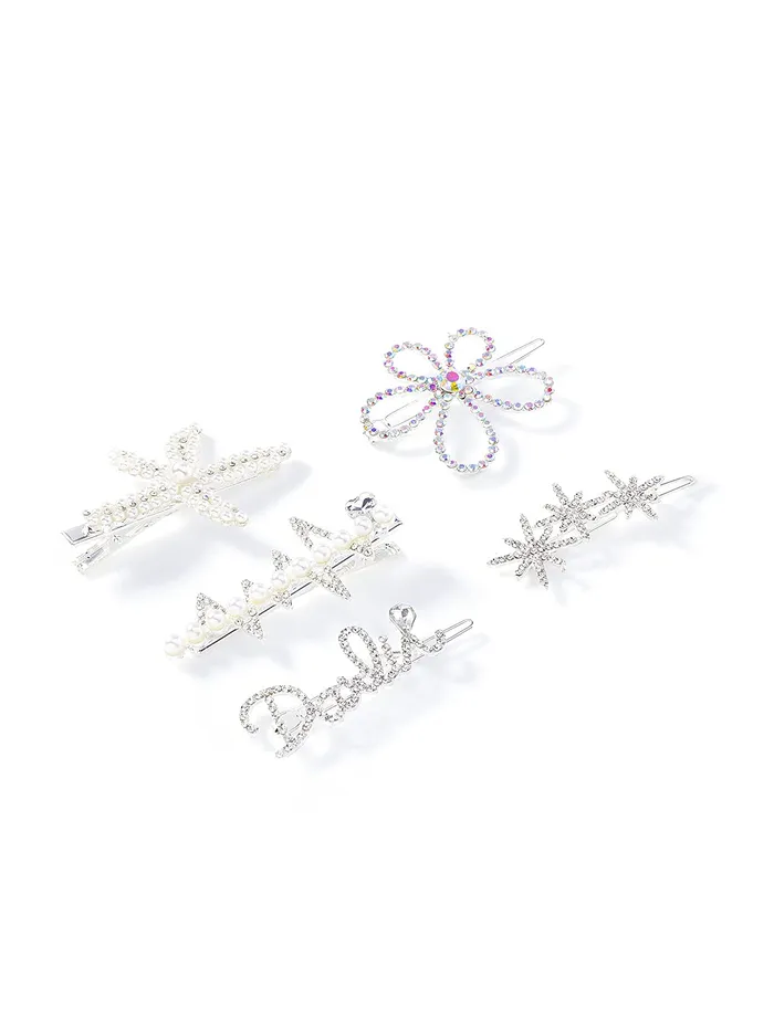 Necklaces Yellow Chimes 5 PCs Hair Clips for Women Crystal Fancy Hairpins Hair Accessories for Women Girls Silver Medium YCHACLWM037MC Yellow Chimes
