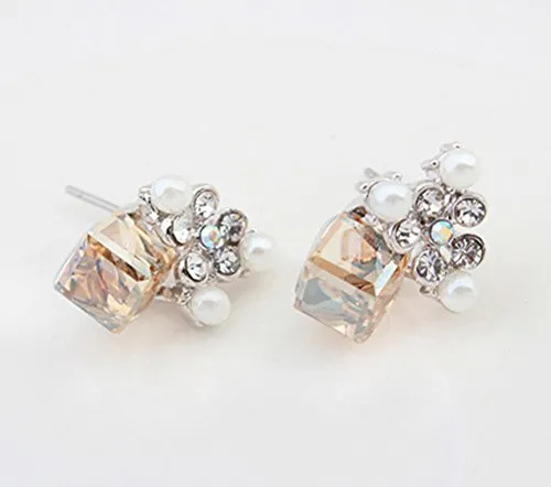 Necklaces Yellow Chimes Crystals from Swarovski Platinum Plated Cube Crystal Earrings for Women and Girls Topaz Yellow Chimes