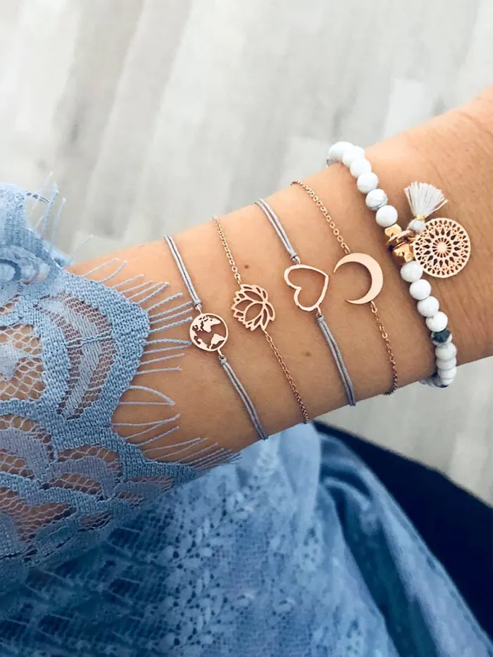Necklaces Yellow Chimes Yellow Chimes Bracelet for Women and Girls Fashion Heart Chain Bracelets for Women 5 Pcs Stackable Bead Bracelet Stretch Beaded Layered Bracelet Birthday Gift For girls and Women
