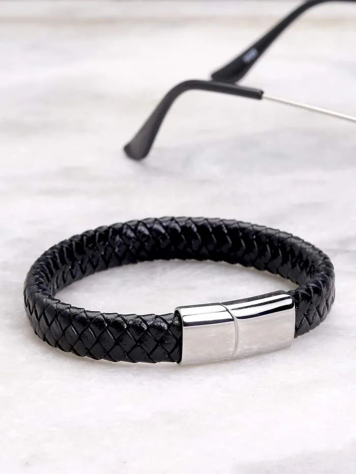 Necklaces Yellow Chimes Yellow Chimes Bracelets for Men and Boys Black Leather Bracelet for Men MagneticClasp Genuine Leather Wrap Bracelets for Men Birthday Gift for Men and Boys Anniversary Gift for Husband