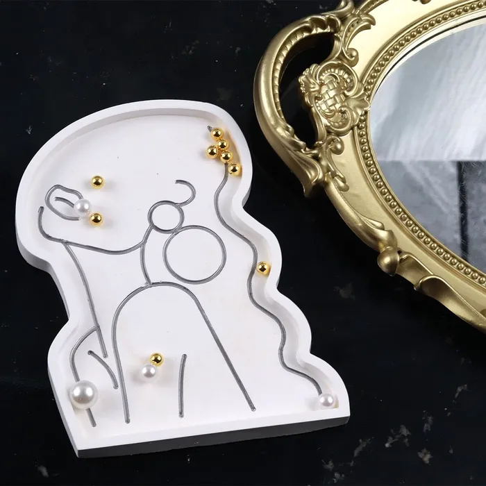 Resin Art Hub Girl Model Tray Silicone Mold Earrings