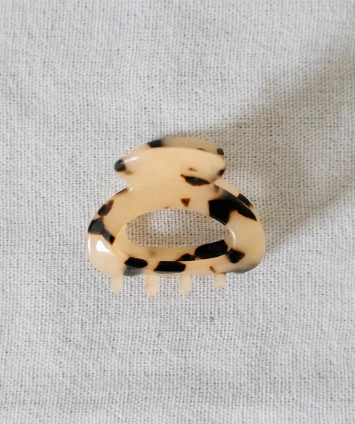 Rings Barbays Barbays Mini Oval Clip Tortoise