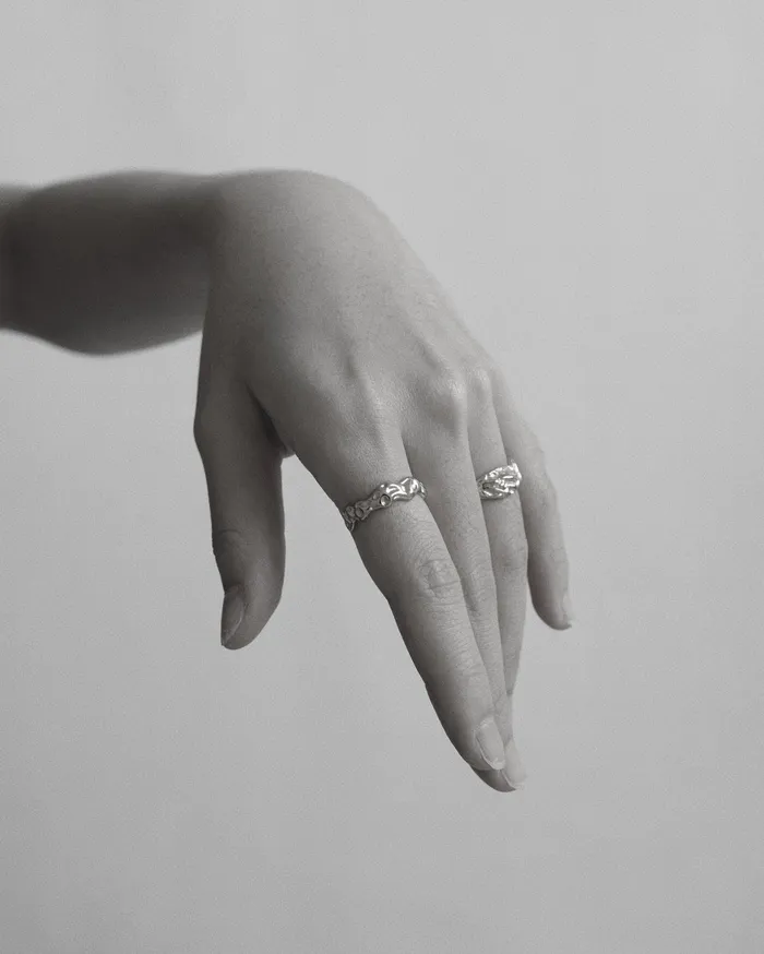 Rings MYJN Ionna Bold Band Ring