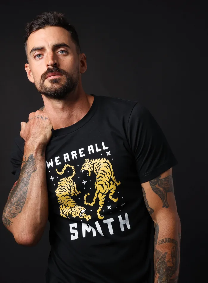 WE ARE ALL SMITH Mens Jewelry Clothing Rings Unisex Double Tigers Black Short Sleeve tshirt