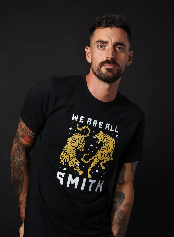 WE ARE ALL SMITH Mens Jewelry Clothing Rings Unisex Double Tigers Black Short Sleeve tshirt