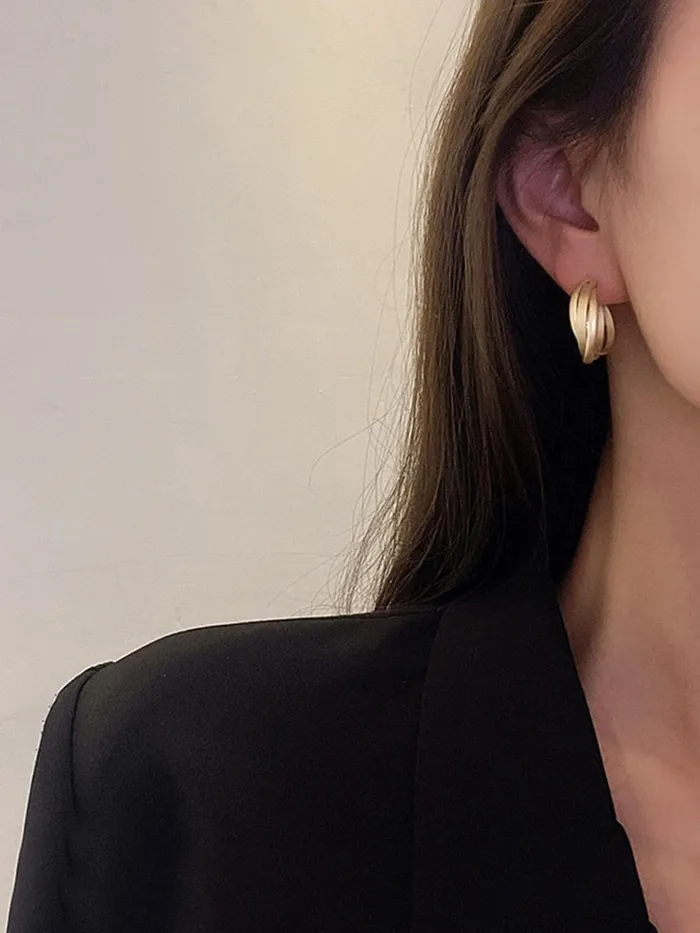 Yellow Chimes Earrings for Women and Girls Golden Hoops Earrings Gold Plated Twisted Layered Hoop Earrings for Women Birthday Gift for girls and women Anniversary Gift for Wife Yellow Chimes Bracelets
