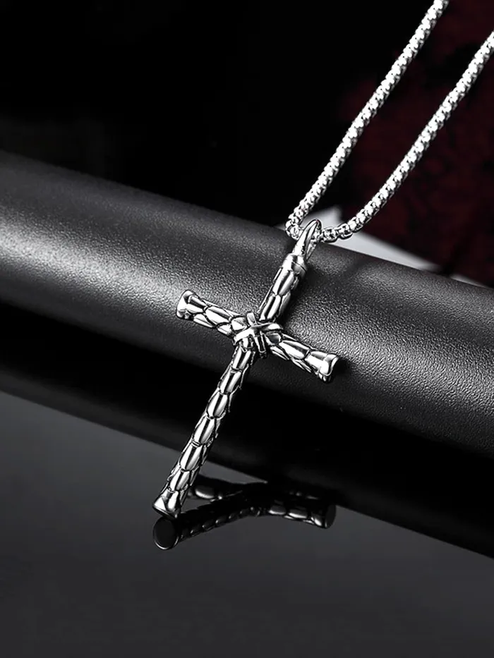 Yellow Chimes Necklaces Yellow Chimes Cross Pendant for Men Silver Cross Chain Pendant Cross Stainless Steel Chain Pendant Necklace For Men and Boys