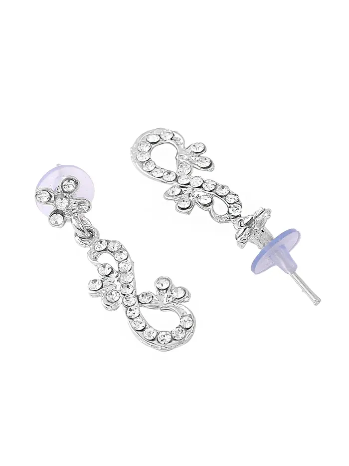 Yellow Chimes Necklaces Yellow Chimes Crystal Jewellery Set for Women Silver Plated White Crystal Studded Necklace Set For Women and Girls
