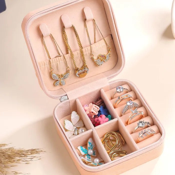 Yellow Chimes Necklaces Yellow Chimes Jewelry Box Organisers I Jewellery Organisers Storage Box I Wedding Birthday Gift Box for Women I PU Leather I Bangles Earrings Organizer I Portable Jewelry Organizer Box