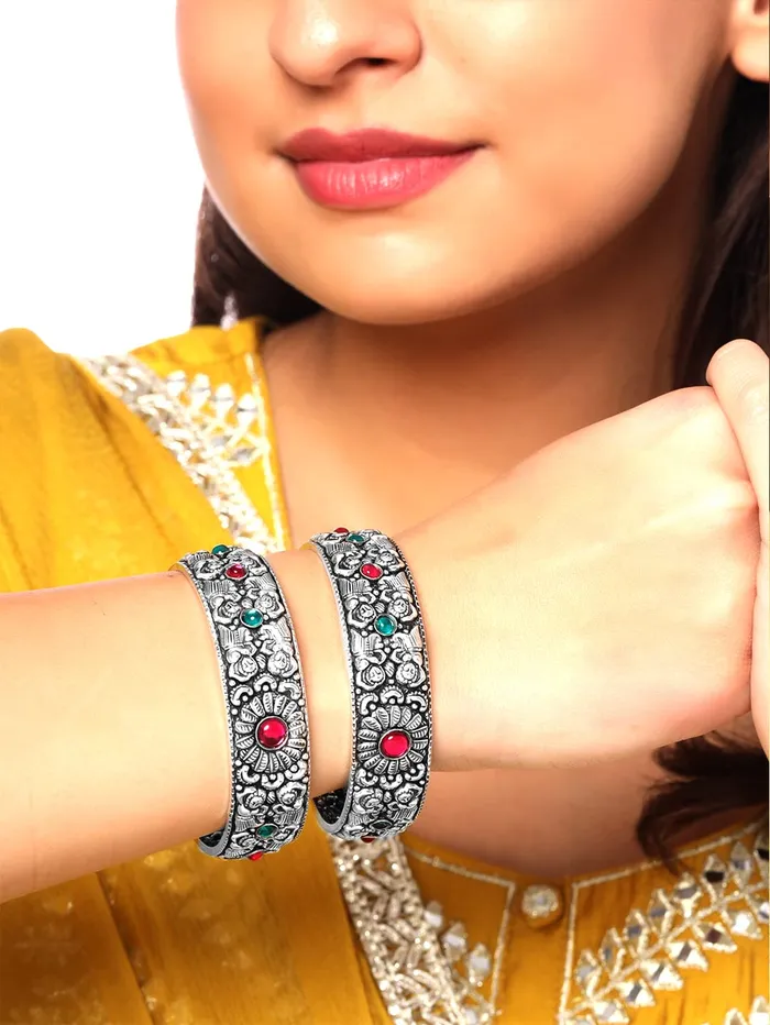 Yellow Chimes Oxidised Bangles Set for Women Authentic Kolhapuri Work Handmade Kundan Studded Bangles Sets for Women and Girls Yellow Chimes Necklaces