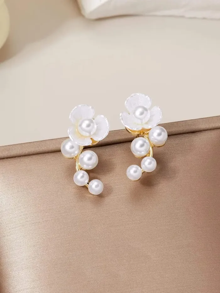 Yellow Chimes Yellow Chimes Earrings for Women and Girls Studs for Girls Gold Plated White Pearl Studded Stud Earrings Birthday Gift for girls and women Anniversary Gift for Wife Necklaces