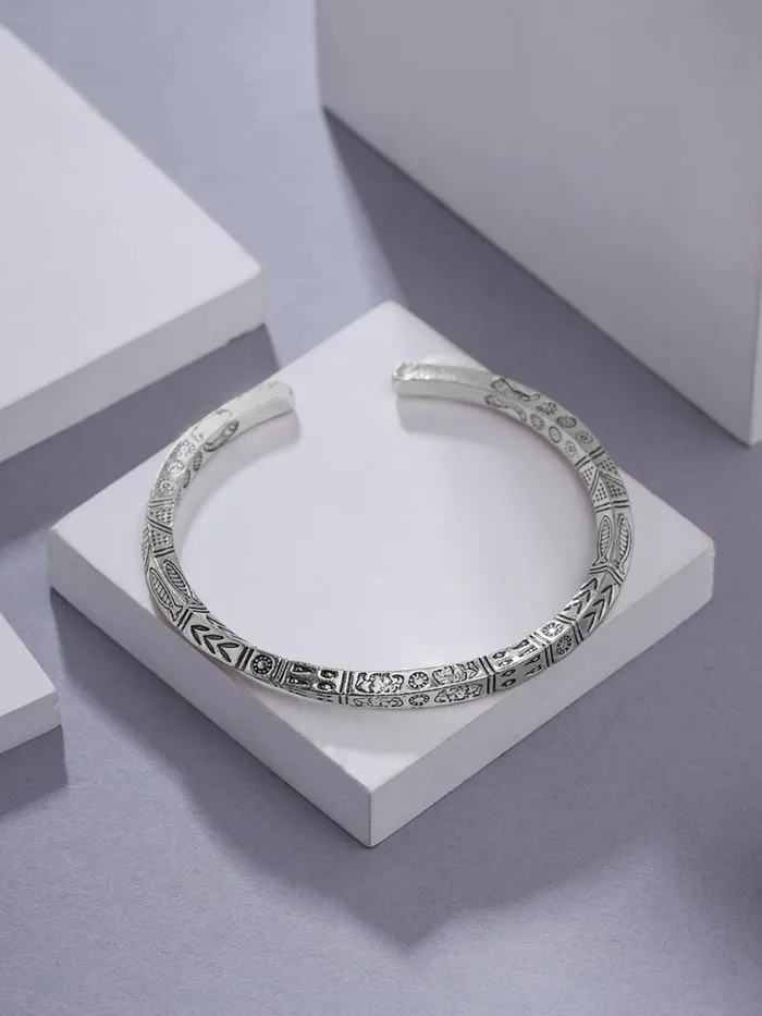 Yellow Chimes Yellow Chimes Kada Bracelets for Men Fashion Silver Cuff Twisted Design One Size Silver Necklaces