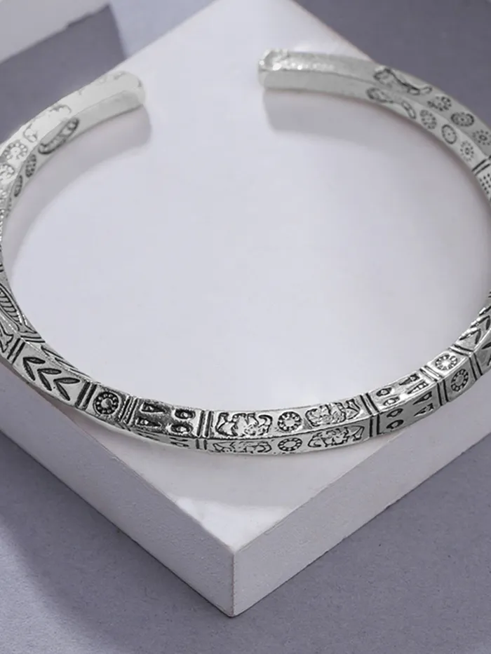 Yellow Chimes Yellow Chimes Kada Bracelets for Men Fashion Silver Cuff Twisted Design One Size Silver Necklaces